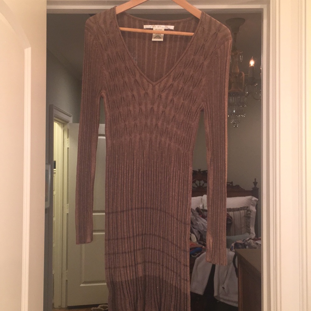 Classy tight fitting cotton dress